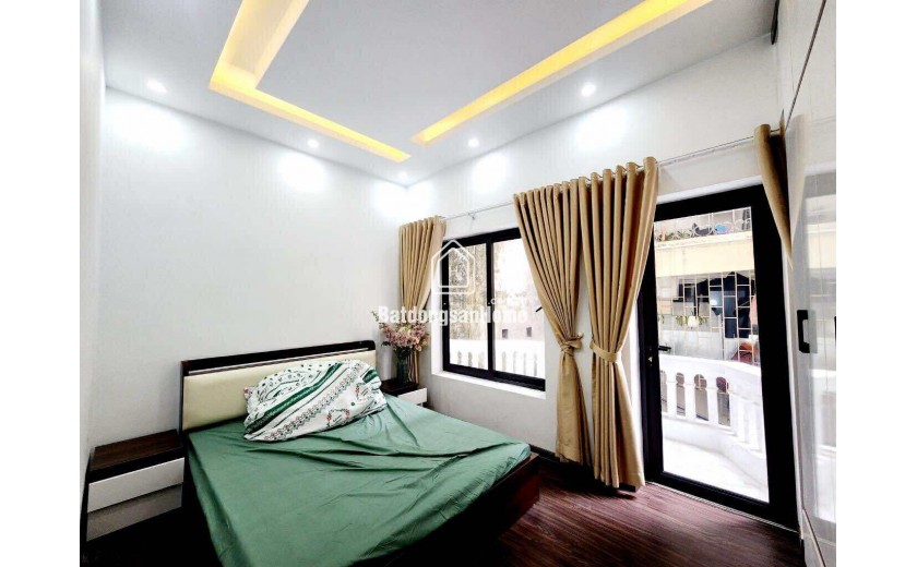 TT Hai Bà Trưng, Nhà Đẹp Dân Xây, Ngõ Nông Gần Phố, 45m - 5 Tầng Hơn 7 Tỷ